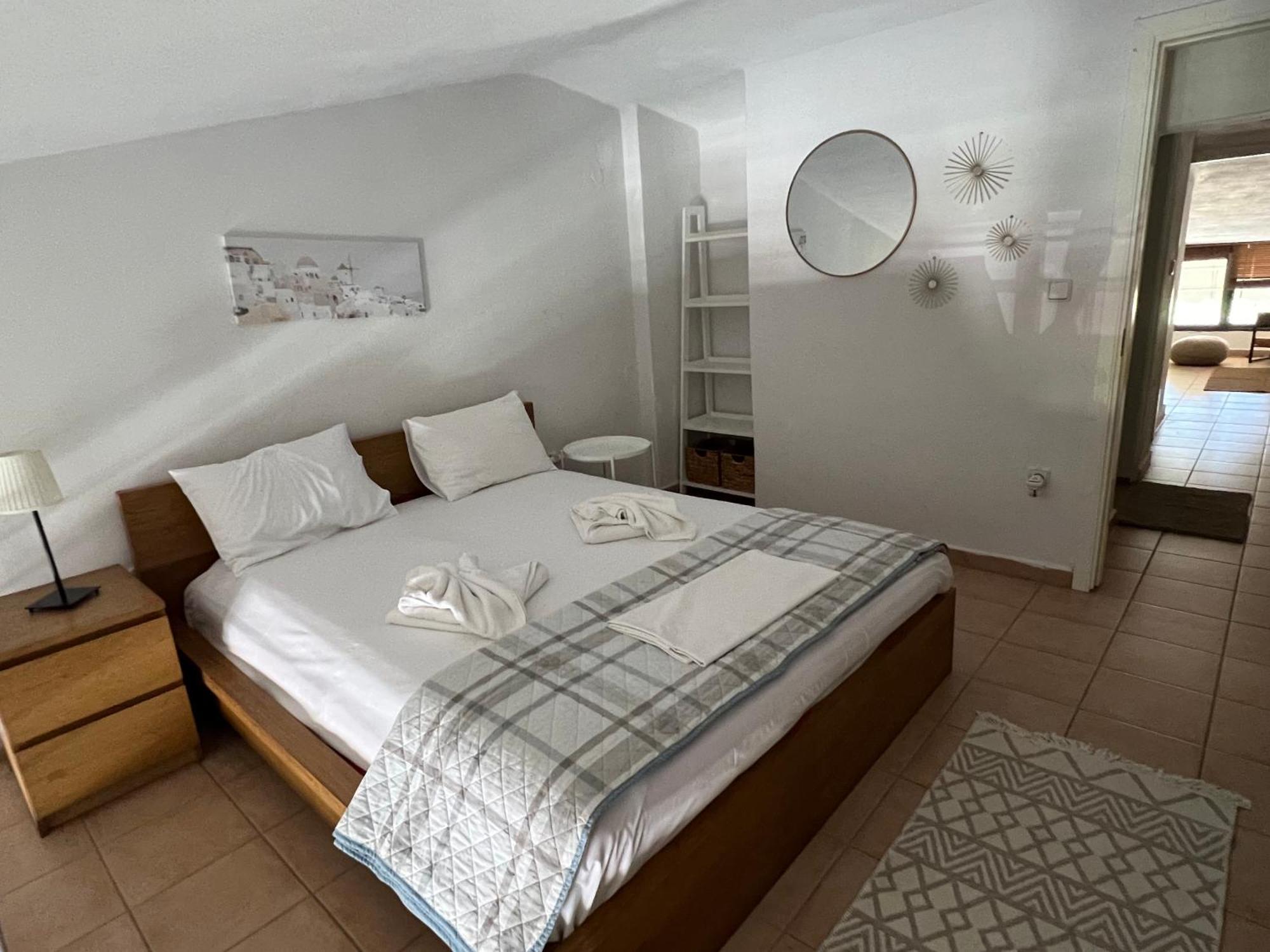 Two-Storey Beachfront Maisonette توروني المظهر الخارجي الصورة